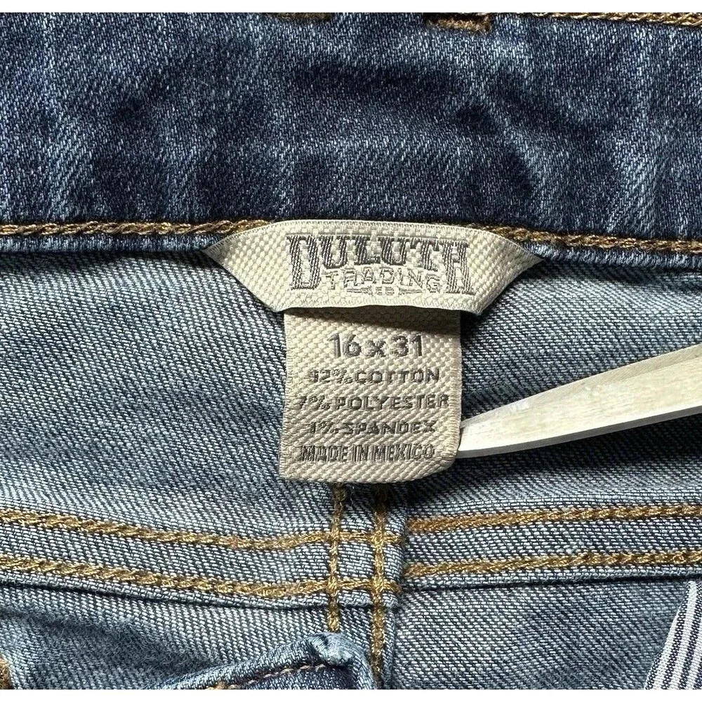 Duluth Trading Co. Jeans Dark Wash Mid-Rise Women 36x29 — Sz. 16 Bootcut Stretch